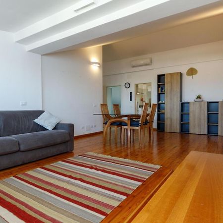 Easymoon Apartment Местре Екстериор снимка