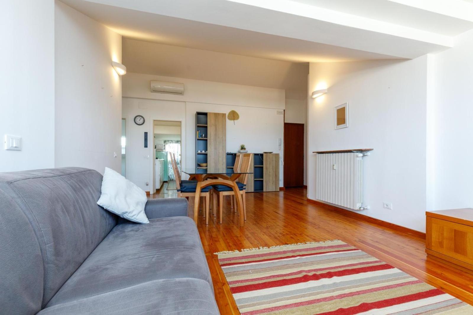 Easymoon Apartment Местре Екстериор снимка
